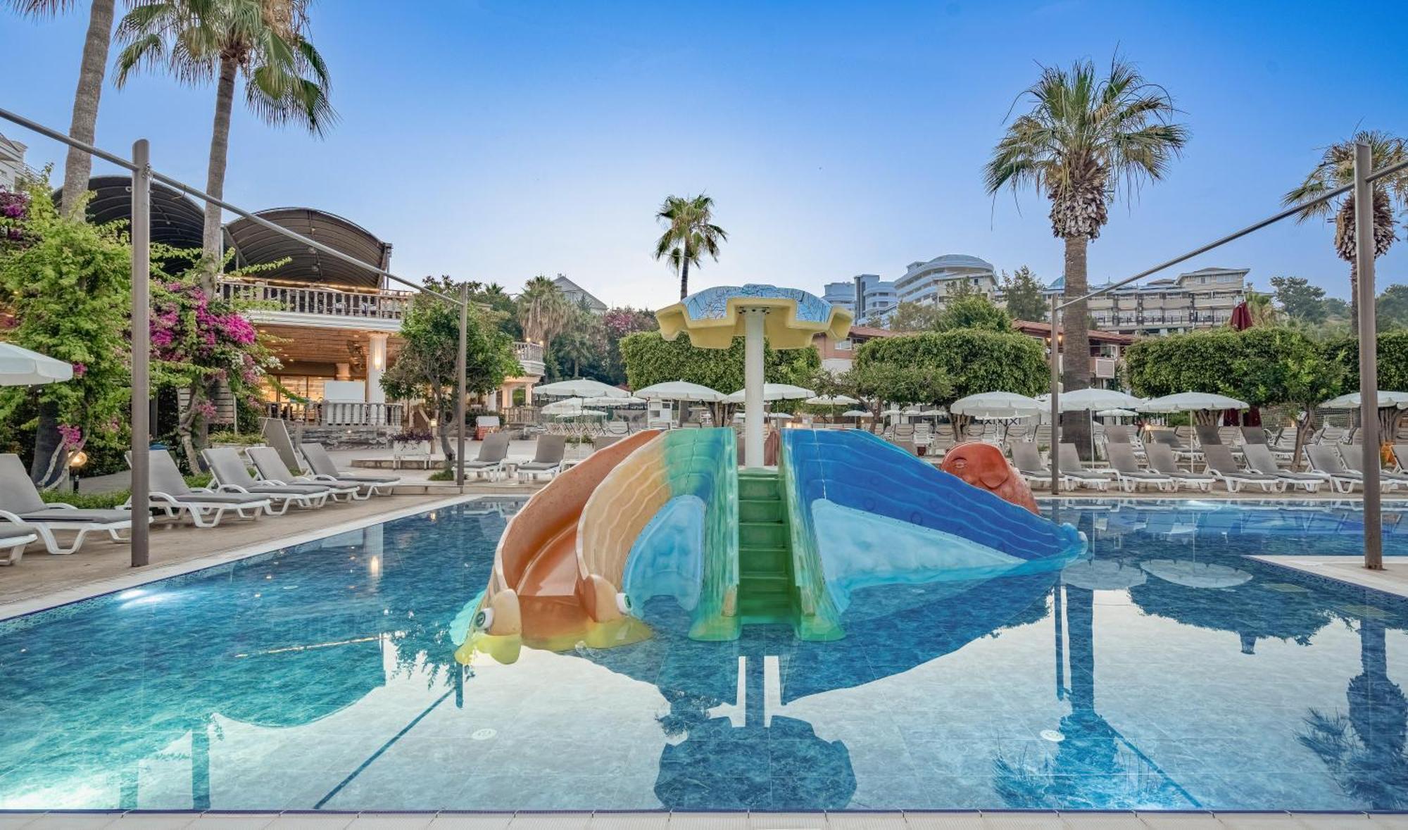 Justiniano Deluxe Resort Okurcalar Exteriér fotografie